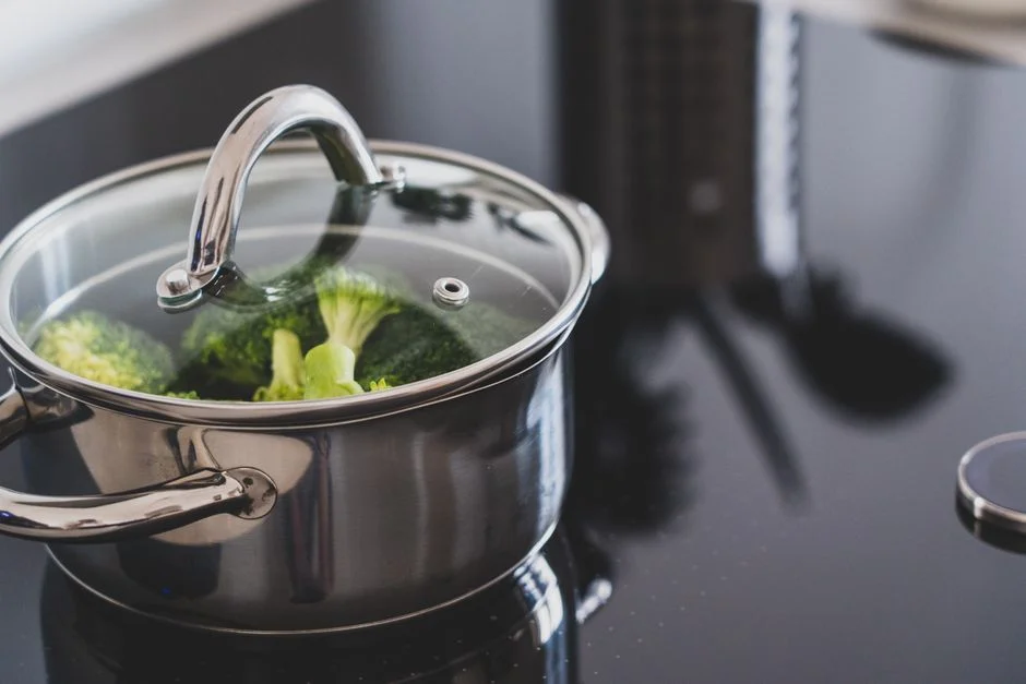 Misen vs Made In Cookware: Which Brand Wins